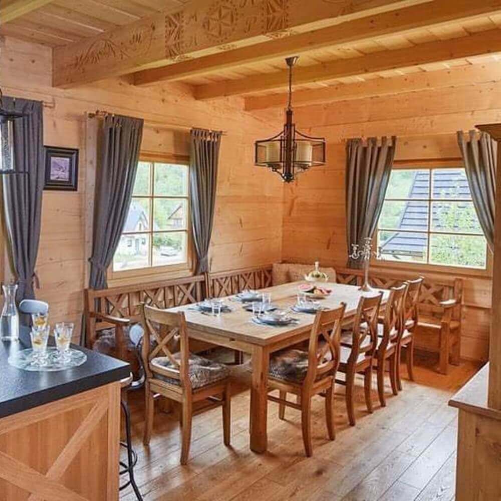 wiejska chata narożnik drewniany